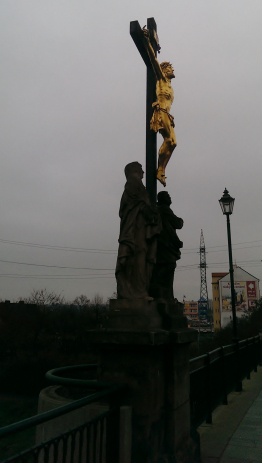 Пльзень, позолоченное распятие